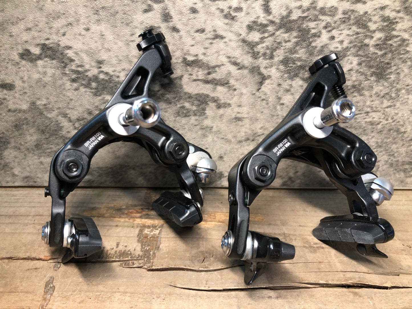 IT391 シマノ SHIMANO アルテグラ ULTEGRA BR-R8100 キャリパーブレーキ 前後セット 未使用品