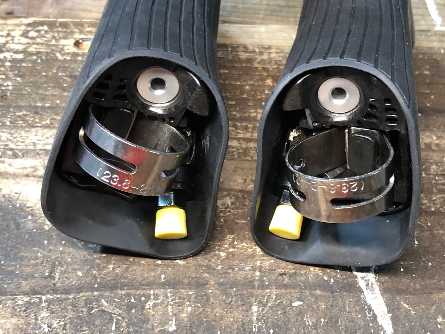 IM581 シマノ SHIMANO アルテグラ ST-R8070 STIレバー 2×11S Di2 電動