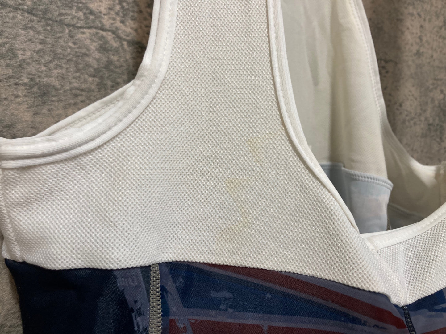 IY629 パンダーニ Pandani ビブショーツ 白 紺 L