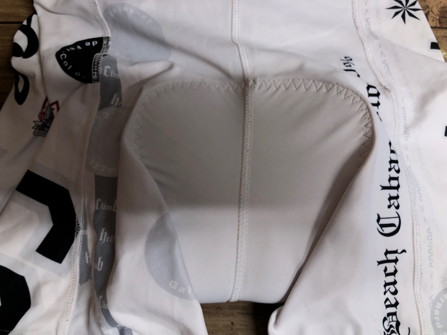 IF148 パンダーニ Pandani ビブショーツ 白 Mサイズ