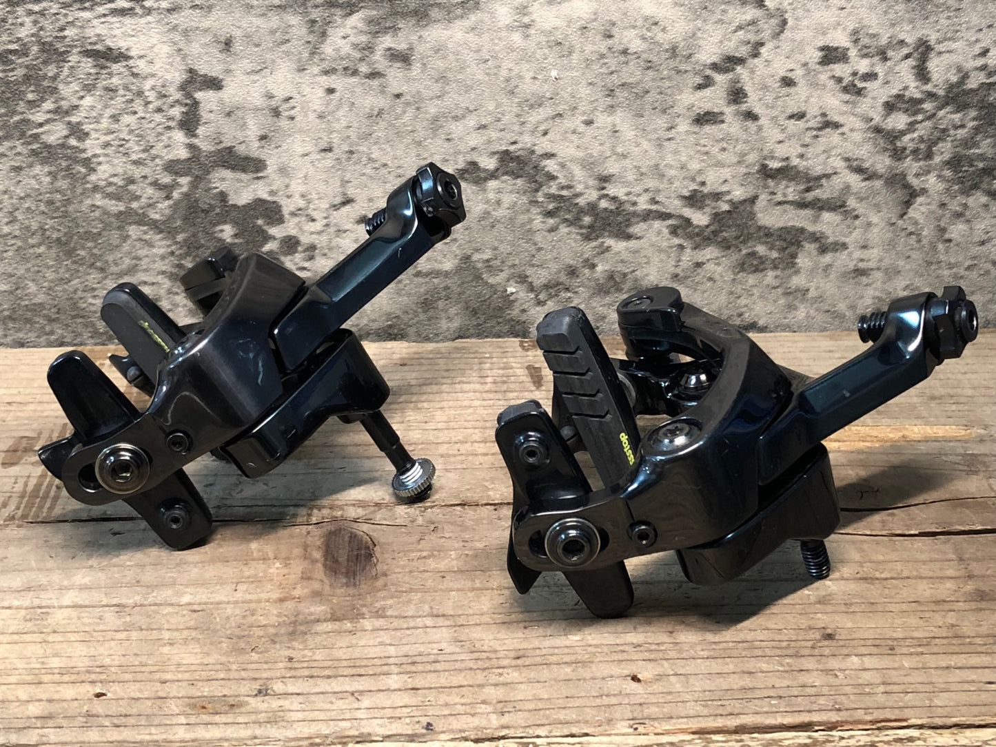 JB184 シマノ SHIMANO デュラエース DURA-ACE BR-R9200 前後ブレーキセット ※固定ナット欠品