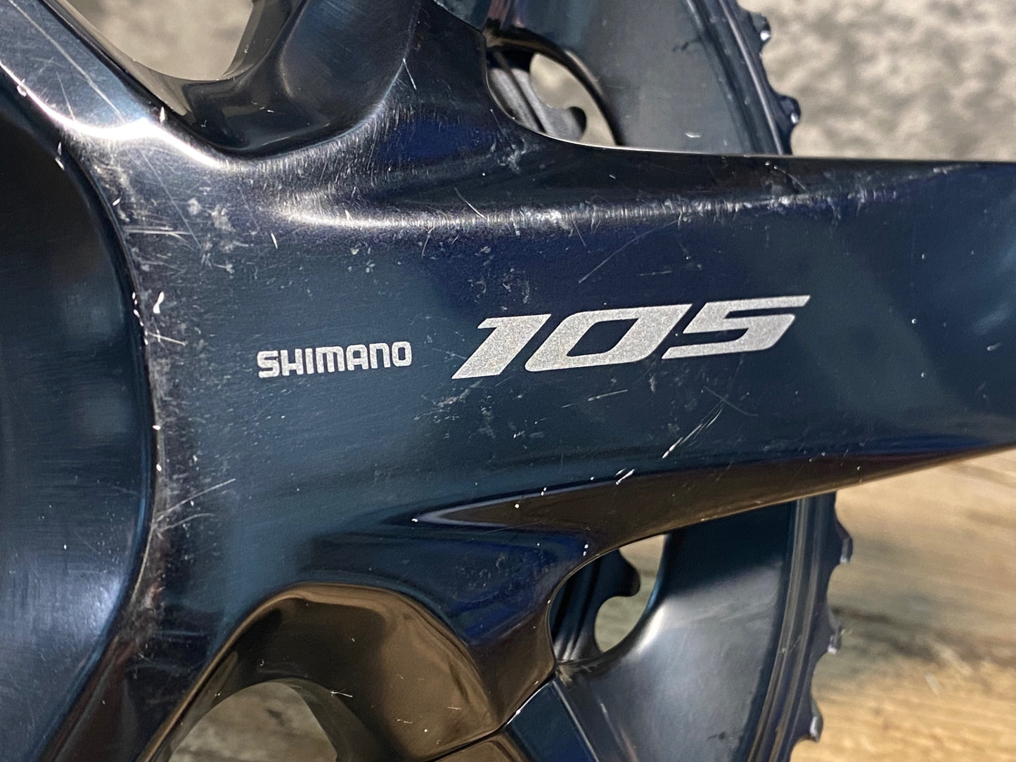 JC740 シマノ SHIMANO 105 FC-R7100 クランクセット 172.5mm 50/34T ※固定ボルト欠品