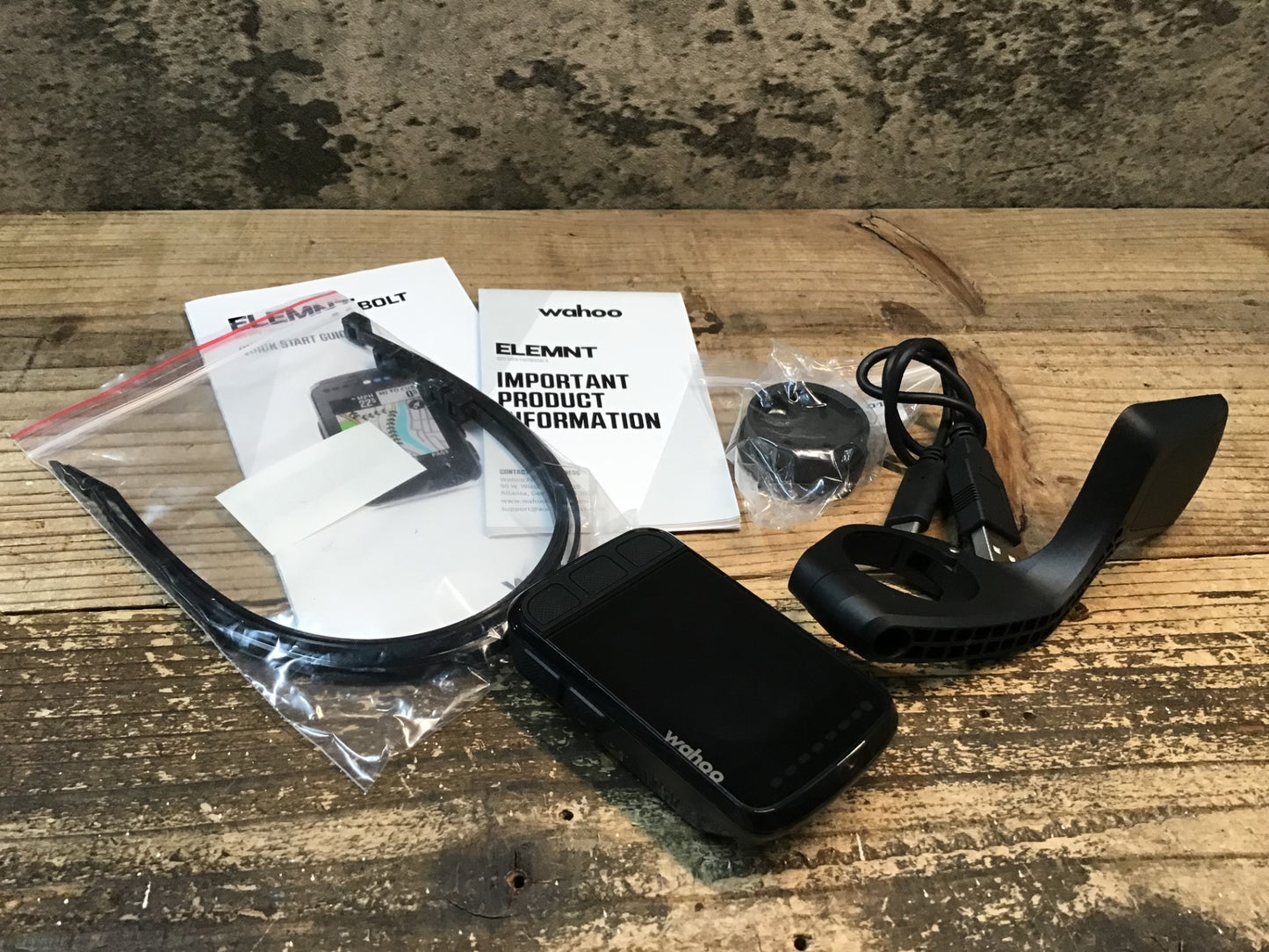 IV316 ワフー Wahoo エレメント ELEMNT BOLT WFCC5 V2 GPS サイクルコンピューター マウントセット