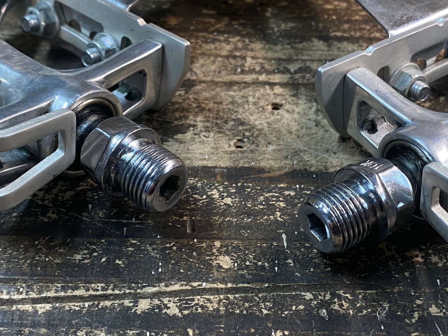 IP068 三ヶ島 MKS ROYAL NUEVO NJS ペダルトゥークリップ付き