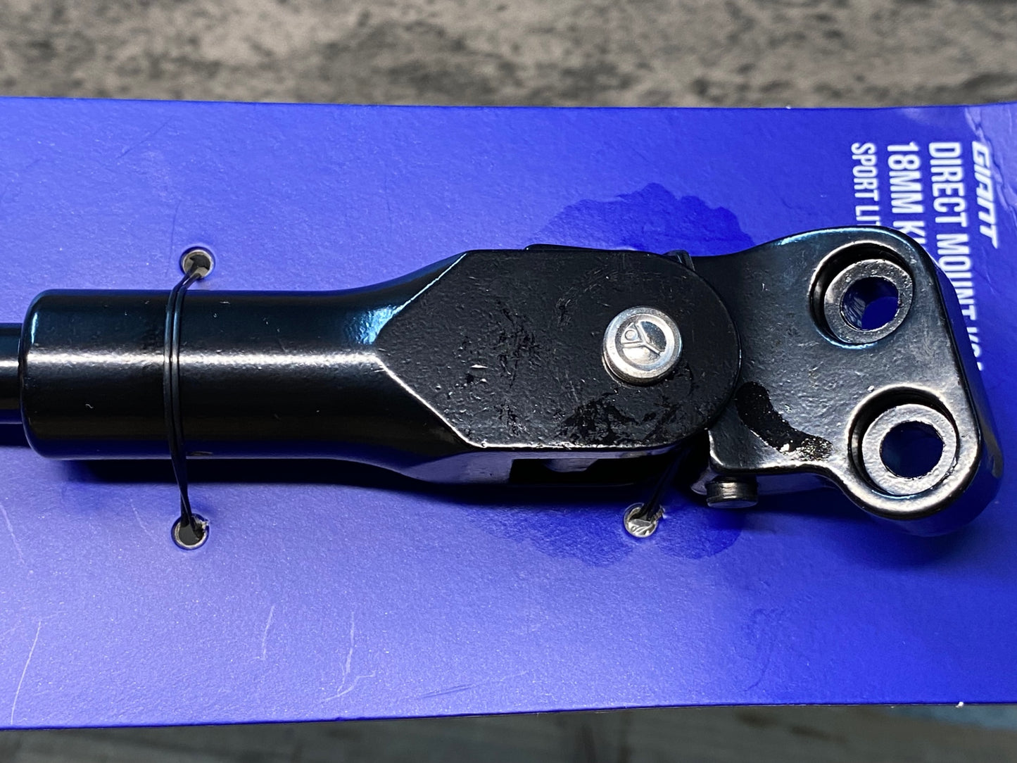 IV676 ジャイアント GIANT Direct Mount KSA Kickstand - Sport Lite 700c キックスタンド