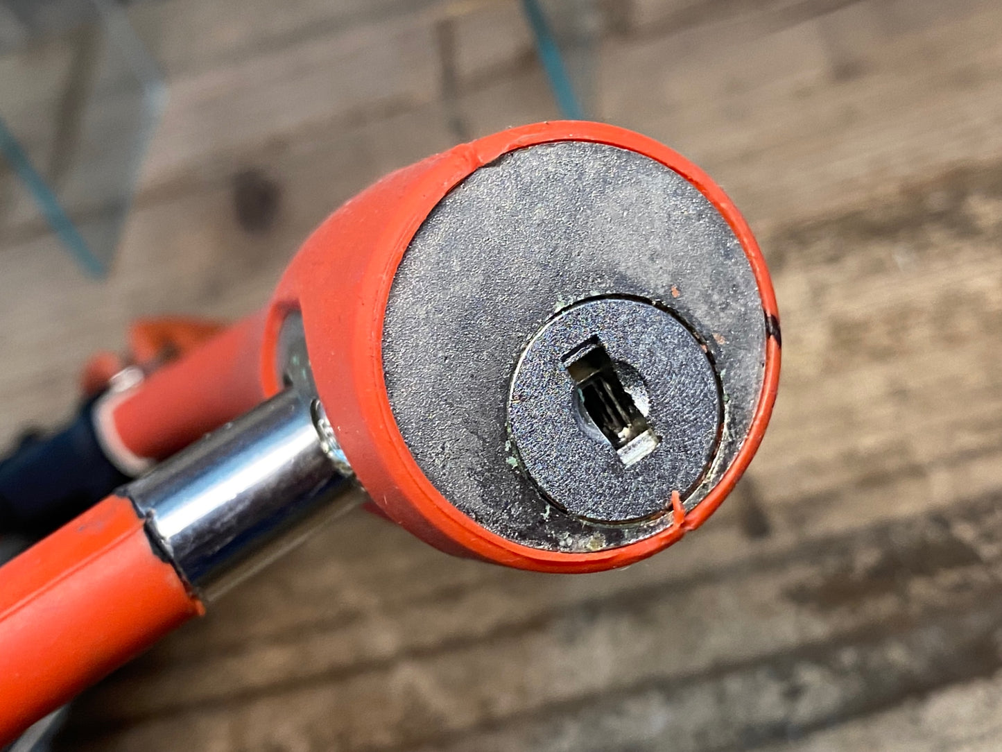 IL036 ノグ knog フランキー Frankie ケーブルロック 赤