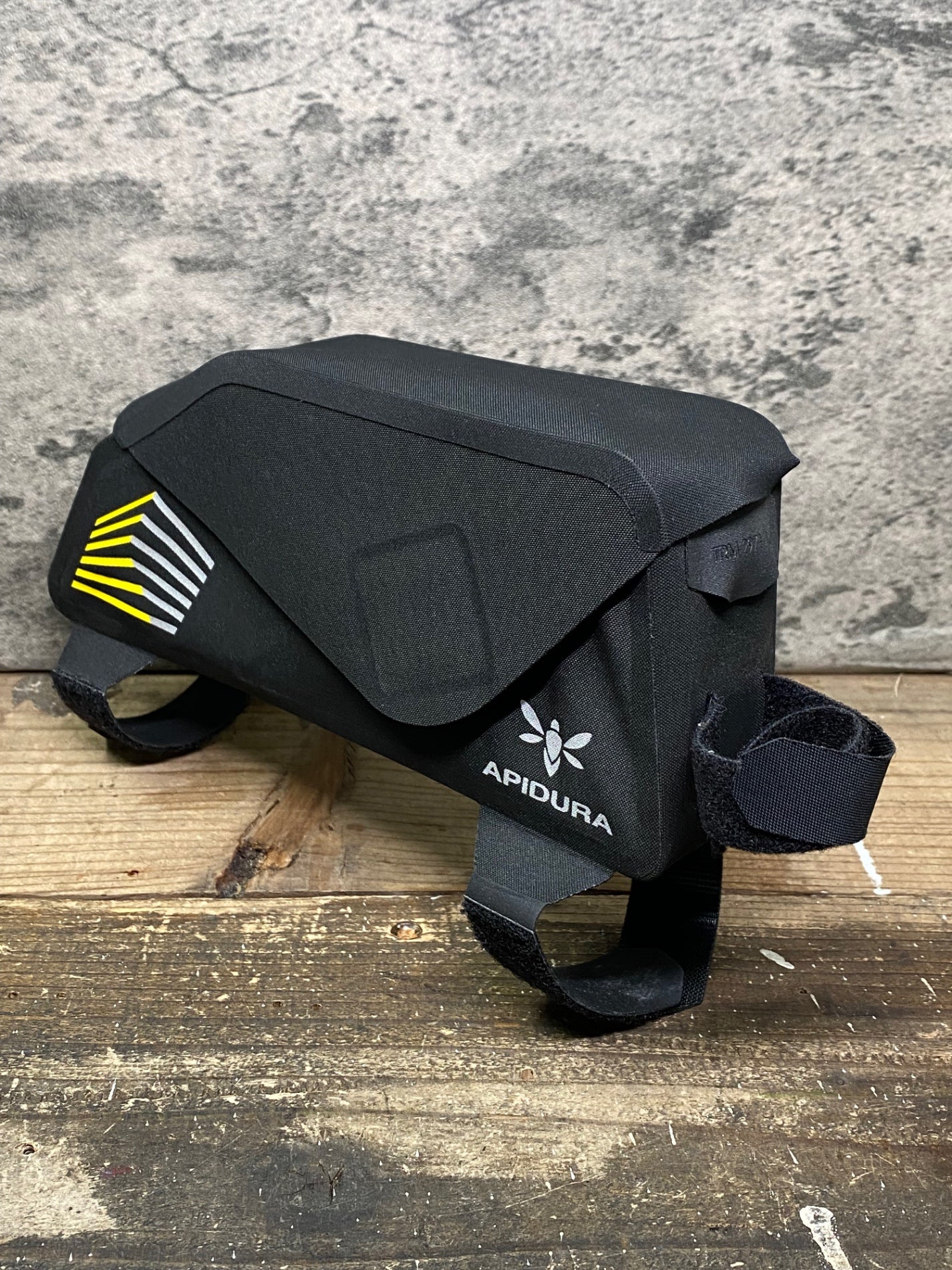 IS945 アピデュラ APIDURA レーシング・トップチューブパック