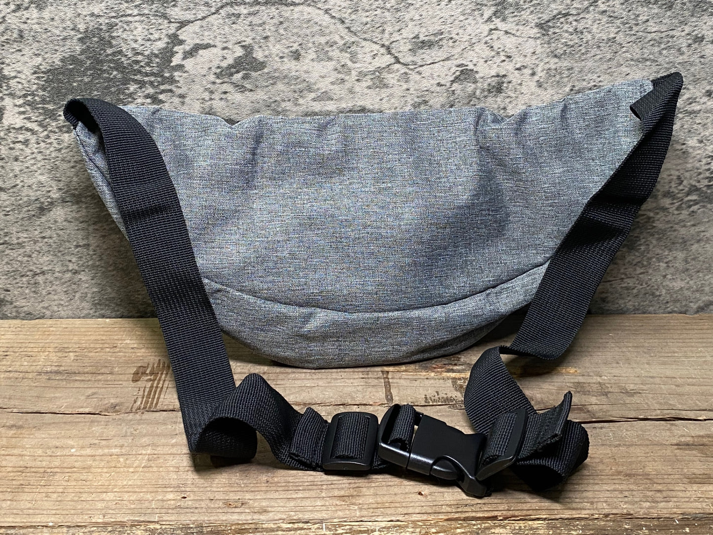 IX312 カペルミュール KAPELMUUR ウエストポーチ グレー