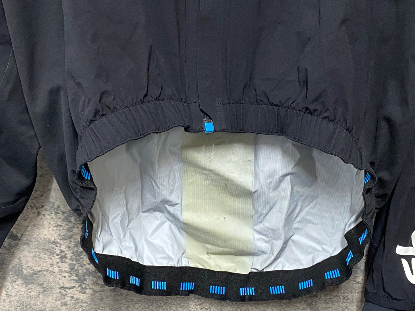 JC820 ラファ Rapha PRO TEAM 長袖 レインジャケット 黒 L TEAM sky ※汚れ