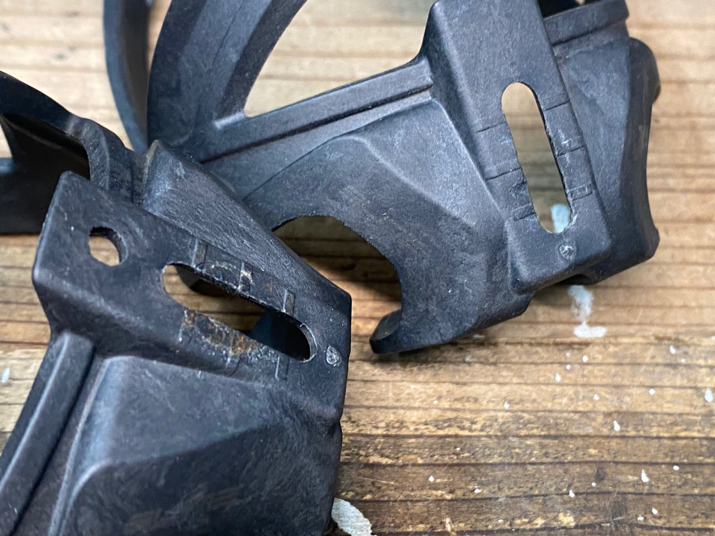 IR191 エリート ELITE ロッコ ROCKO ボトルケージ ペア