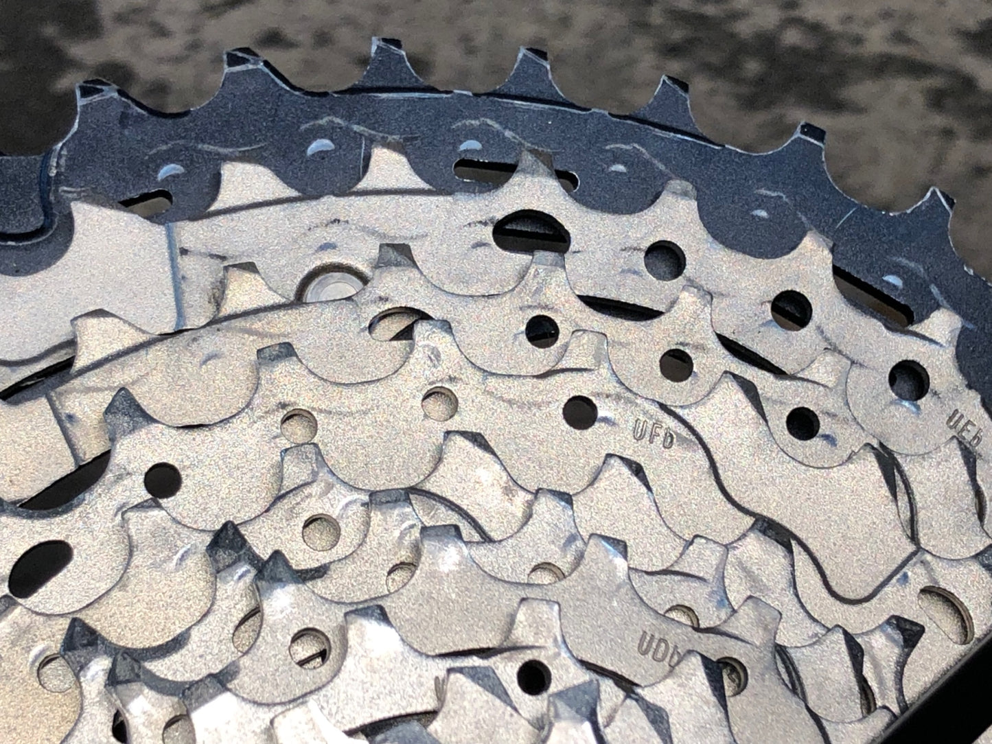 IW637 シマノ SHIMANO SLX CS-M7000 スプロケット 11-42T 11S