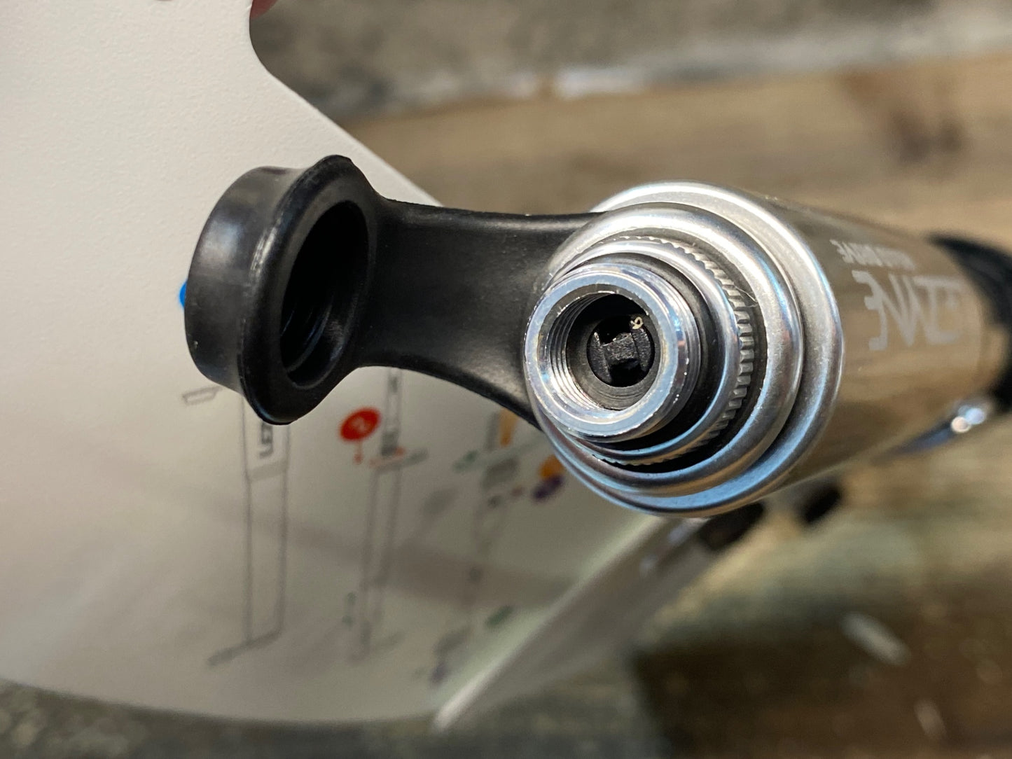 IV666 レザイン LEZYNE ROAD DRIVE 携帯ポンプ シルバー