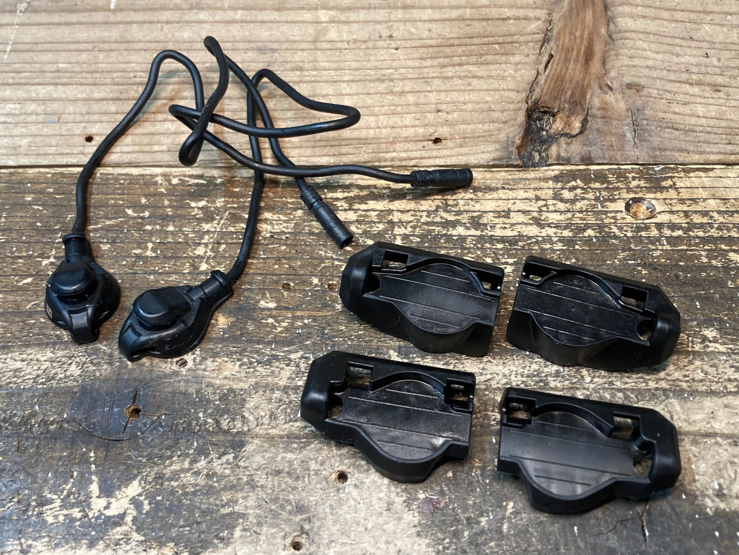 IU654 シマノ SHIMANO SW-R9150 Di2 電動 サテライトスイッチ 左右セット 動作確認済み