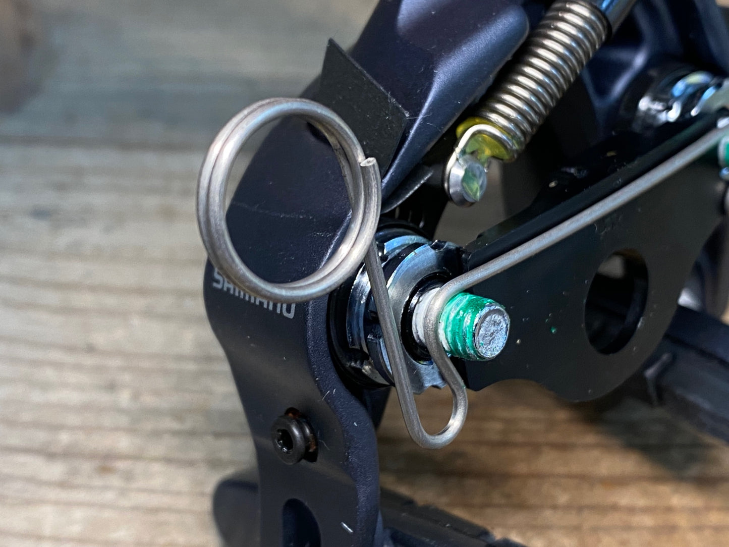 IV581 シマノ SHIMANO アルテグラ ULTEGRA BR-R8010F ダイレクトマウント キャリパーブレーキ フロント