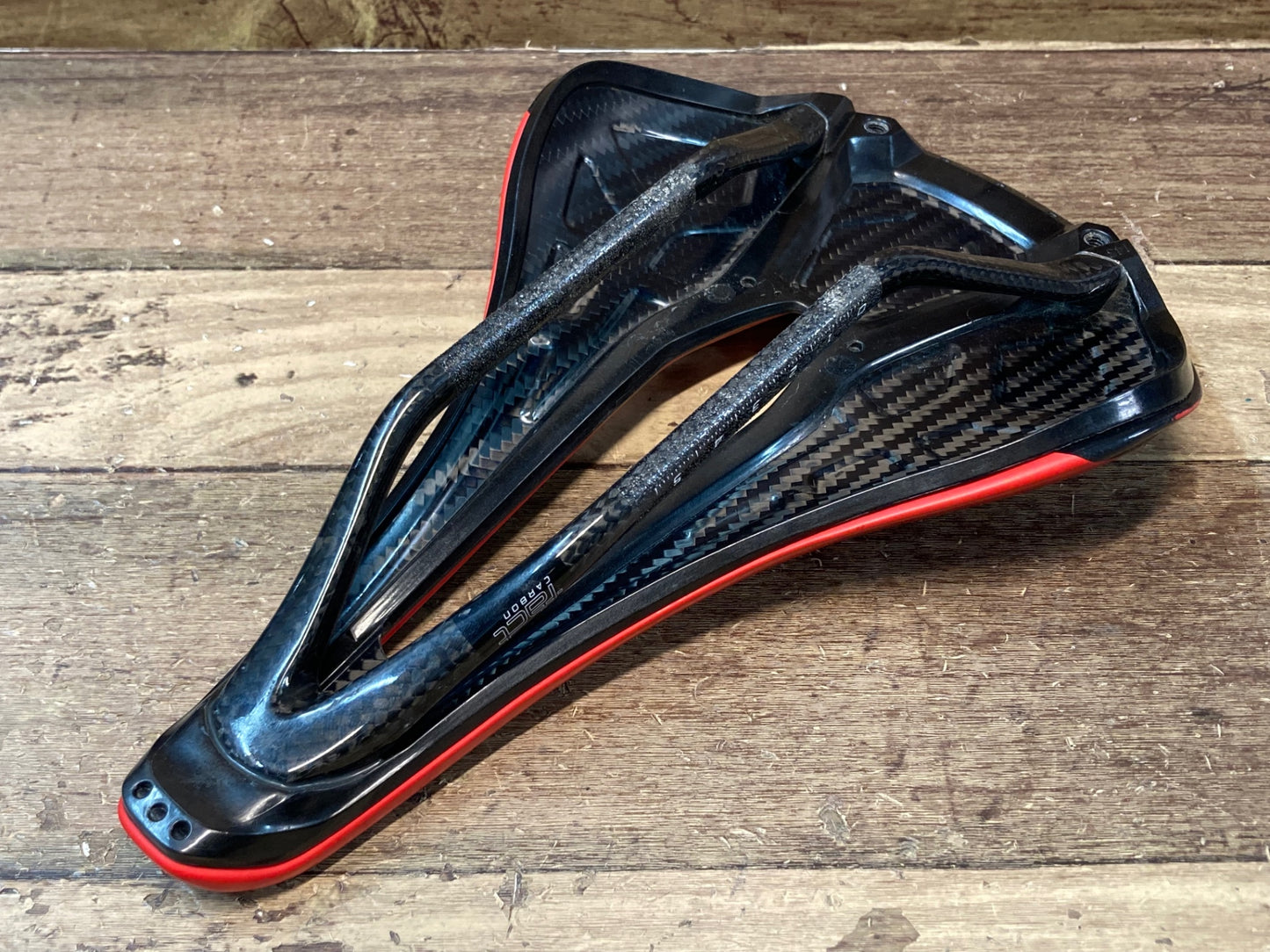 IM357 スペシャライズド SPECIALIZED エスワークス S-WORKS パワー POWER サドル カーボンレール 143mm 赤