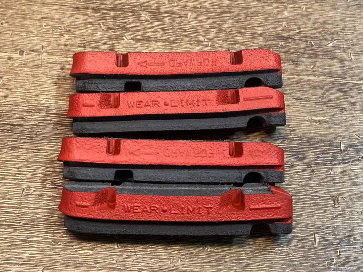 IX153 カンパニョーロ CAMPAGNOLO カーボンブレーキシュー 前後用