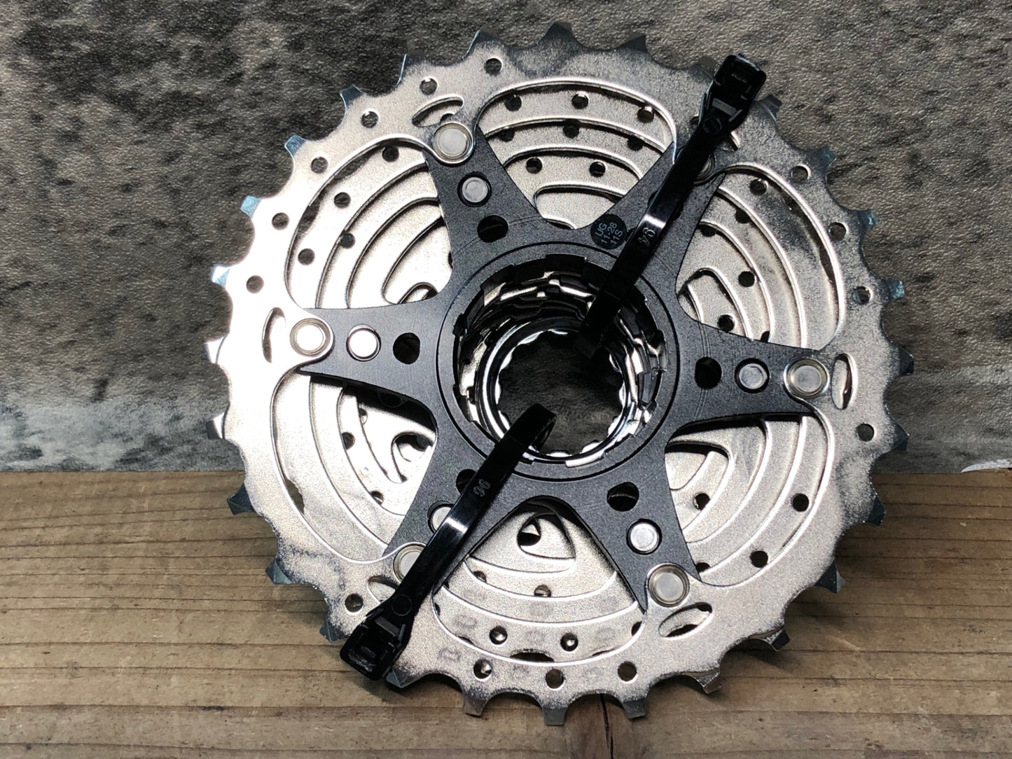 IS101 シマノ SHIMANO 105 CS-R7000 スプロケット 11-28T 11S