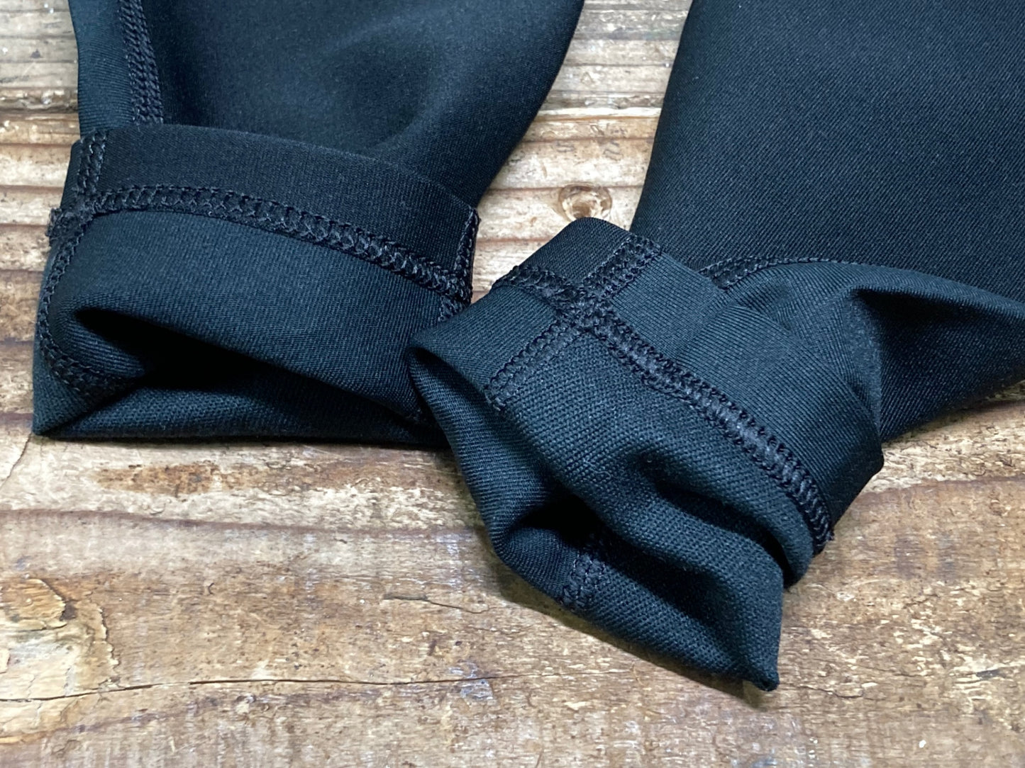 IT762 GORE アームカバー 黒 EU XS-S GORE-TEX INFINIUM