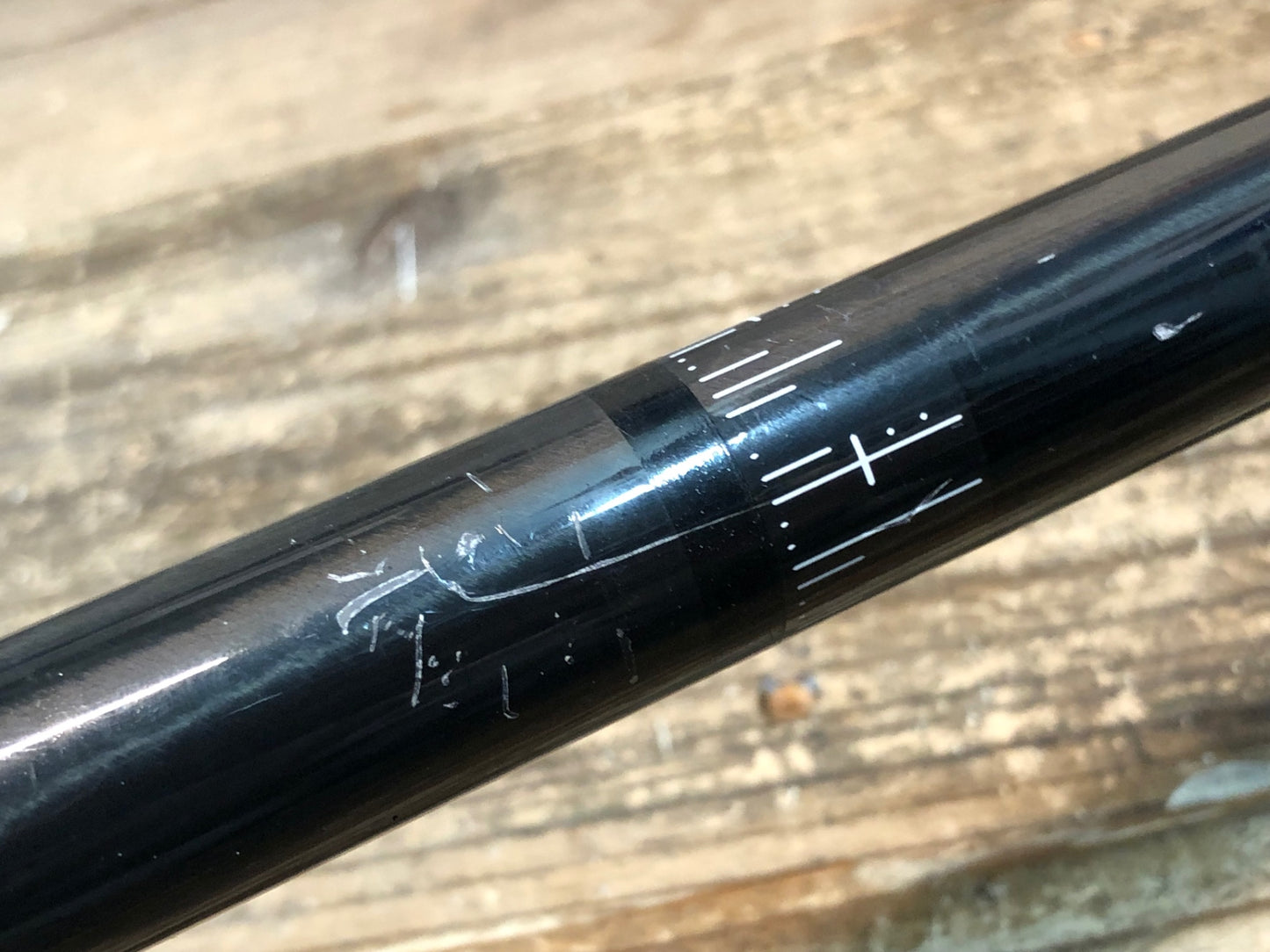 IV317 ボントレガー BONTRAGER RXL フラットバー カーボン Φ31.8mm ※カットあり 外-外実測610mm