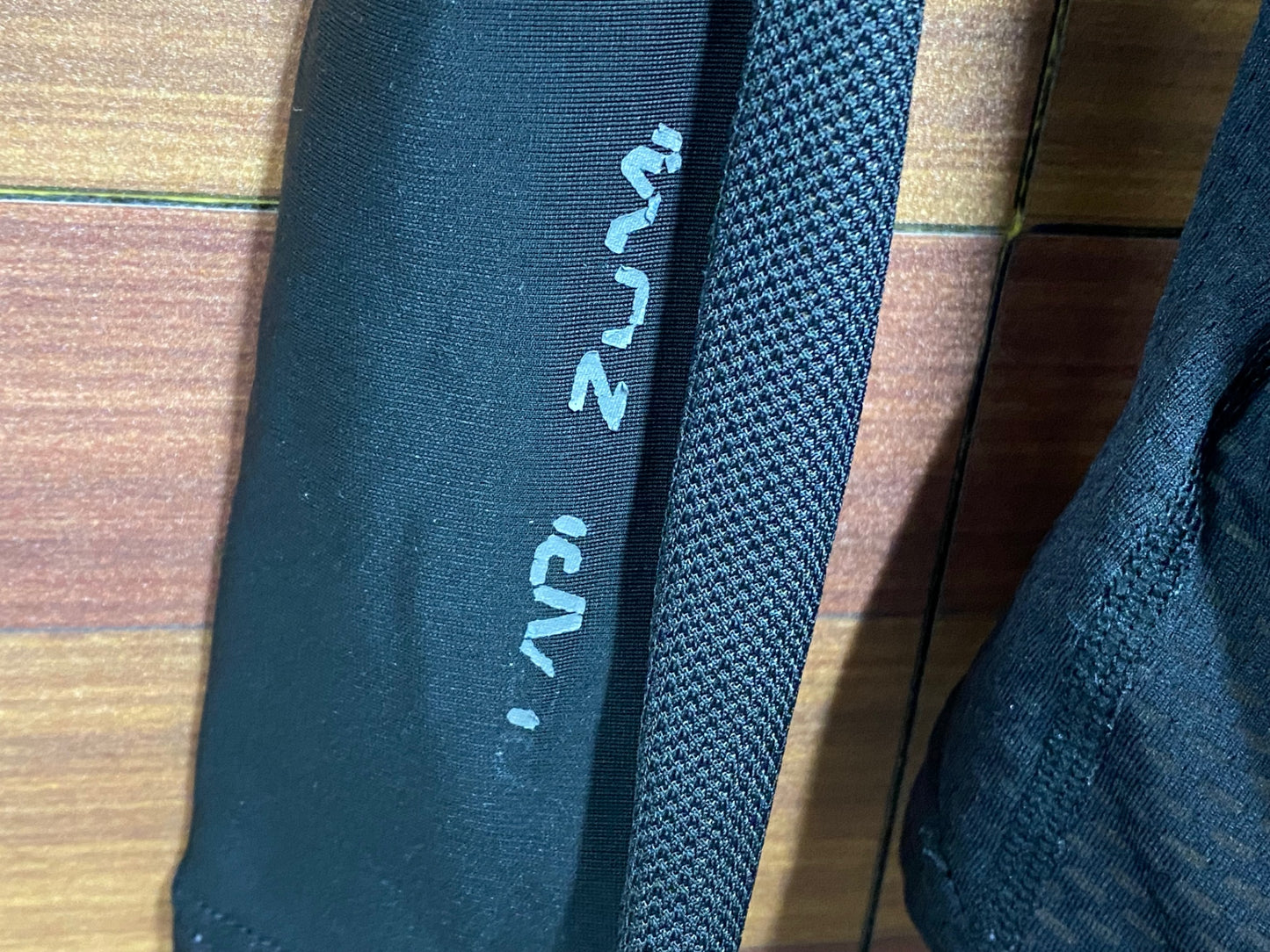 IL370 パールイズミ PEARL iZUMi 長袖 べースレイヤー 黒 L