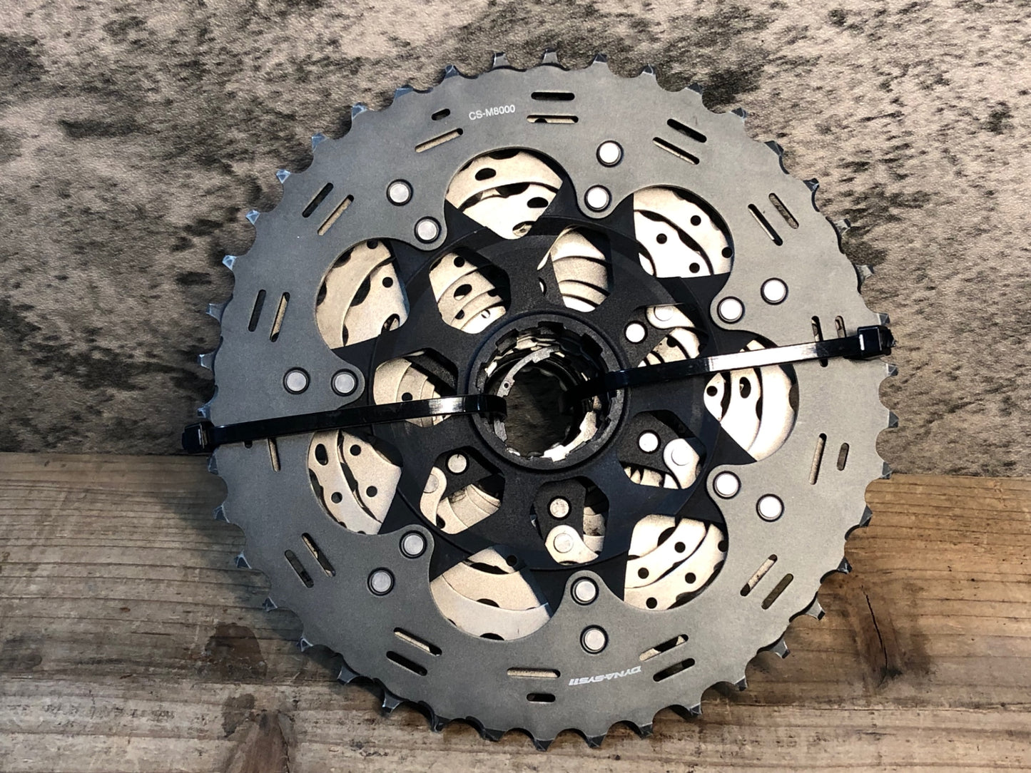 JB221 シマノ SHIMANO XT CS-M8000 スプロケット 11-42T 11s