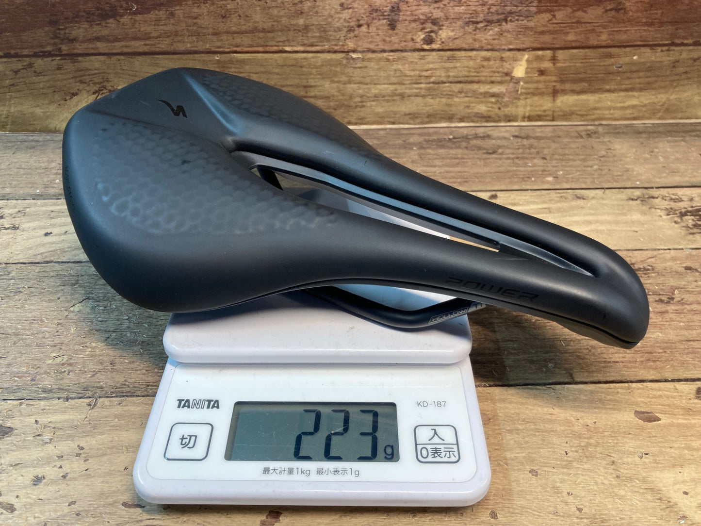 II918 スペシャライズド SPECIALIZED POWER EXPERT MIRROR サドル 黒 HOLLOW Ti レール 143mm