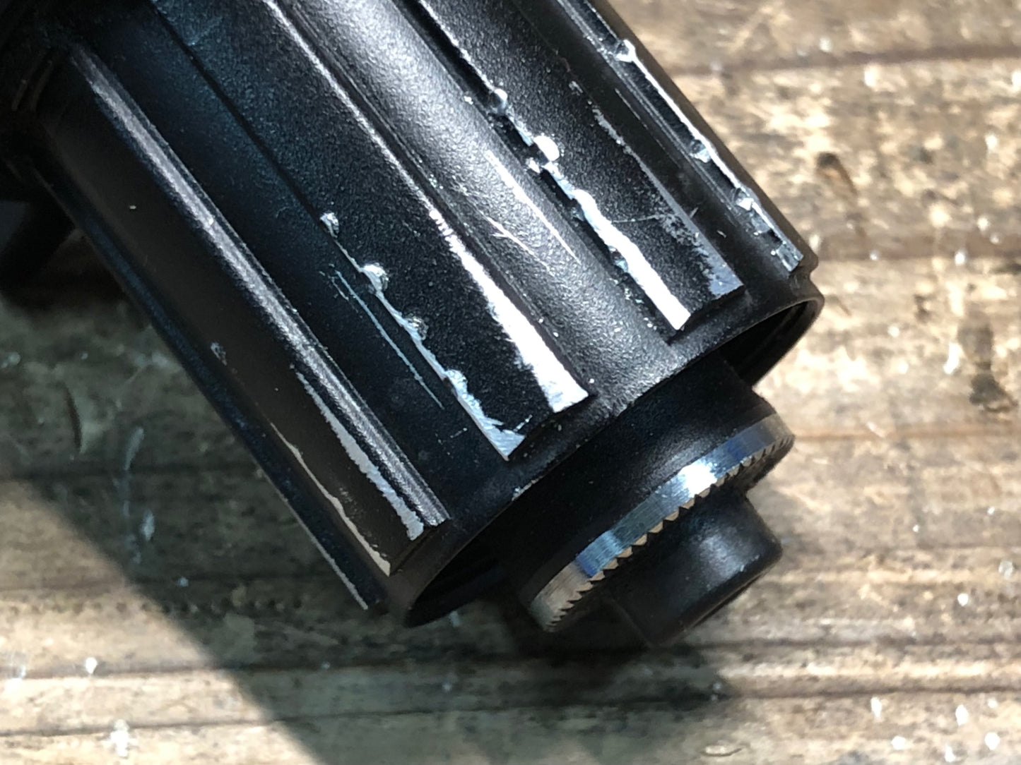 IV577 ボントレガー BONTRAGER AURA リアハブ シマノ11S