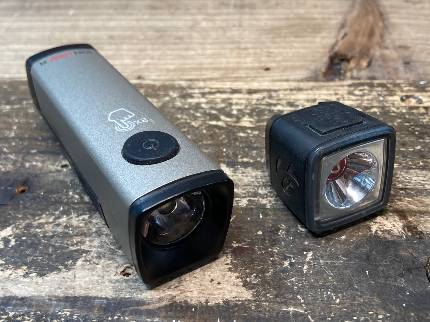 IT923 ボントレガー BONTRAGER ION COMP R / FLARE R CITY フロント リア ライト セット