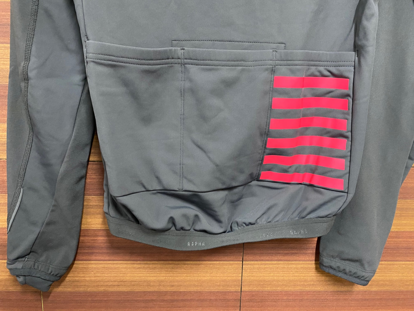 HT220 ラファ Rapha プロチームトレーニングジャケット PRO TEAM TRAINING JACKET グレー XSサイズ