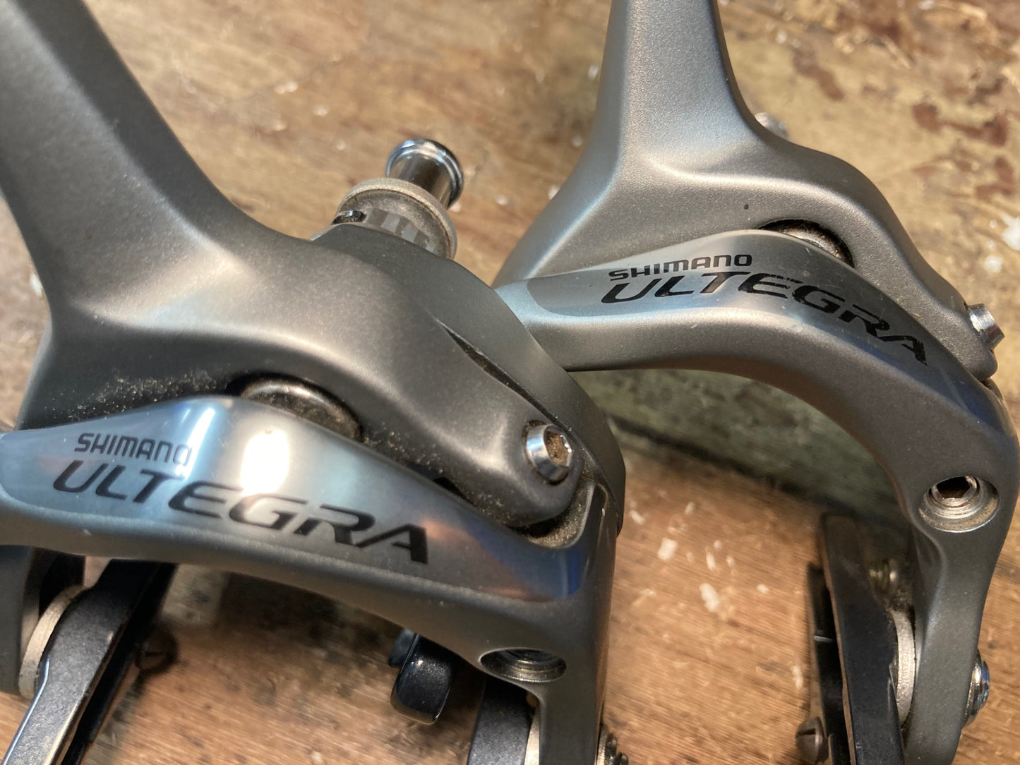 FW419 シマノ Shimano アルテグラ Ultegra BR-6700 キャリパーブレーキ 前後セット シルバー