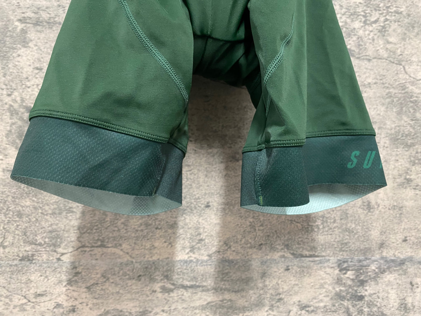 IS723 サンボルト SUNVOLT ビブショーツ 深緑 M