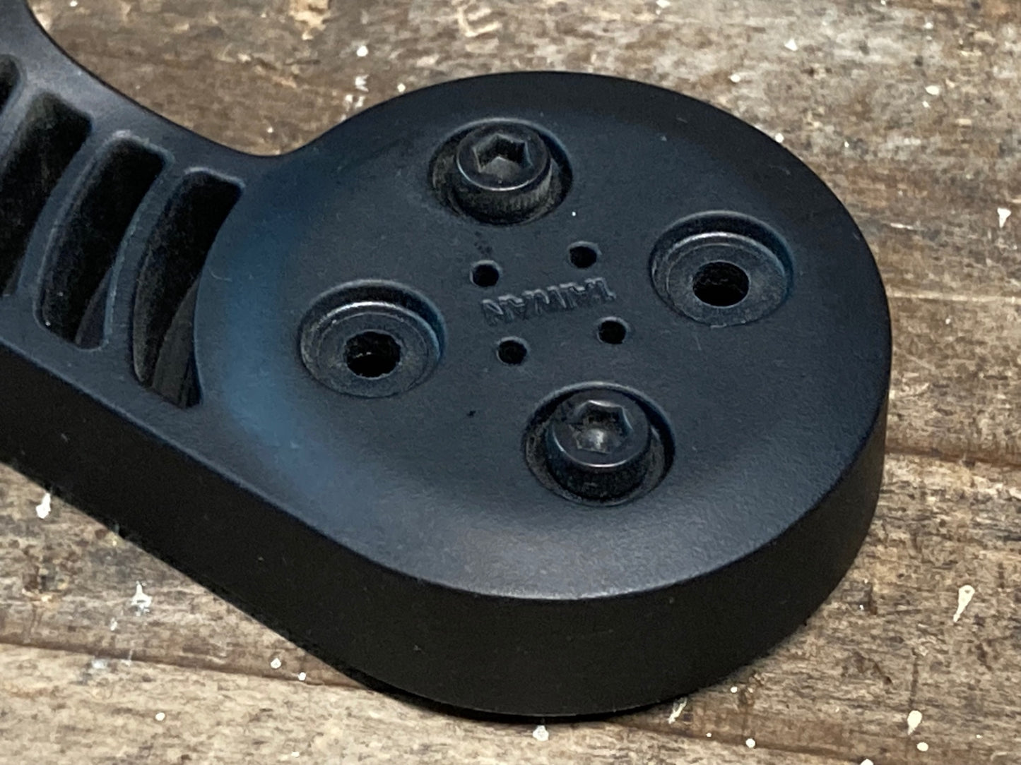 IN667 ガーミン Garmin アウトフロントマウント Φ31.8