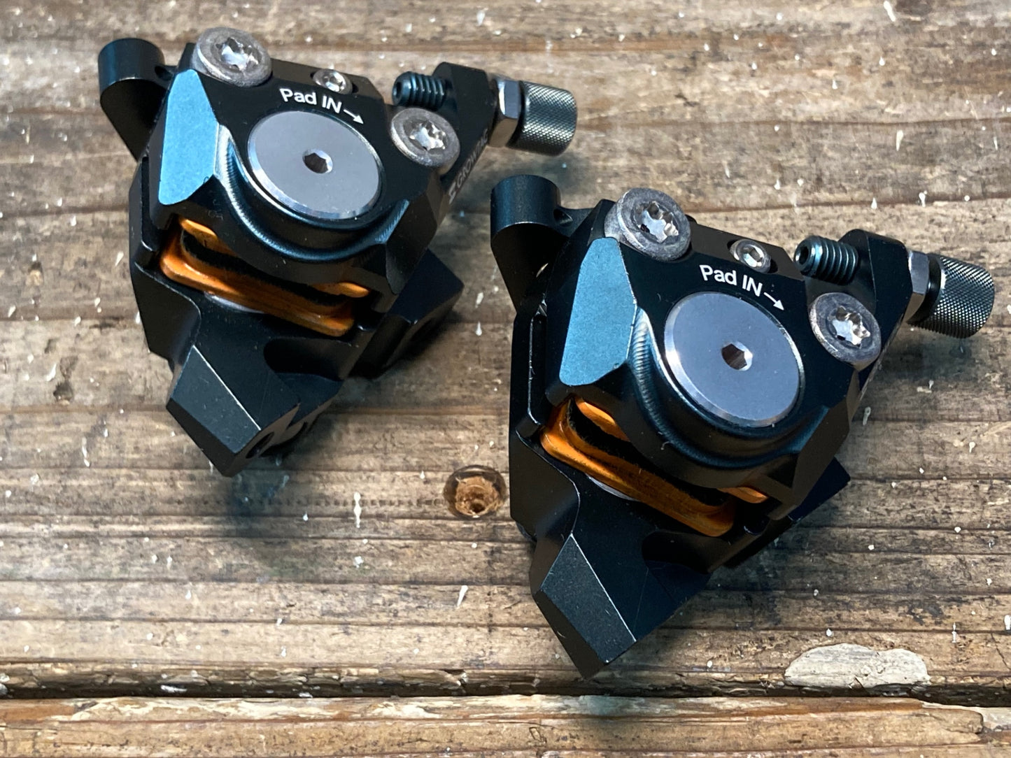 IQ156 グロータック GROWTAC EQUAL DBR-X0502-SL 機械式 ディスクブレーキキャリパー FM セット グレー