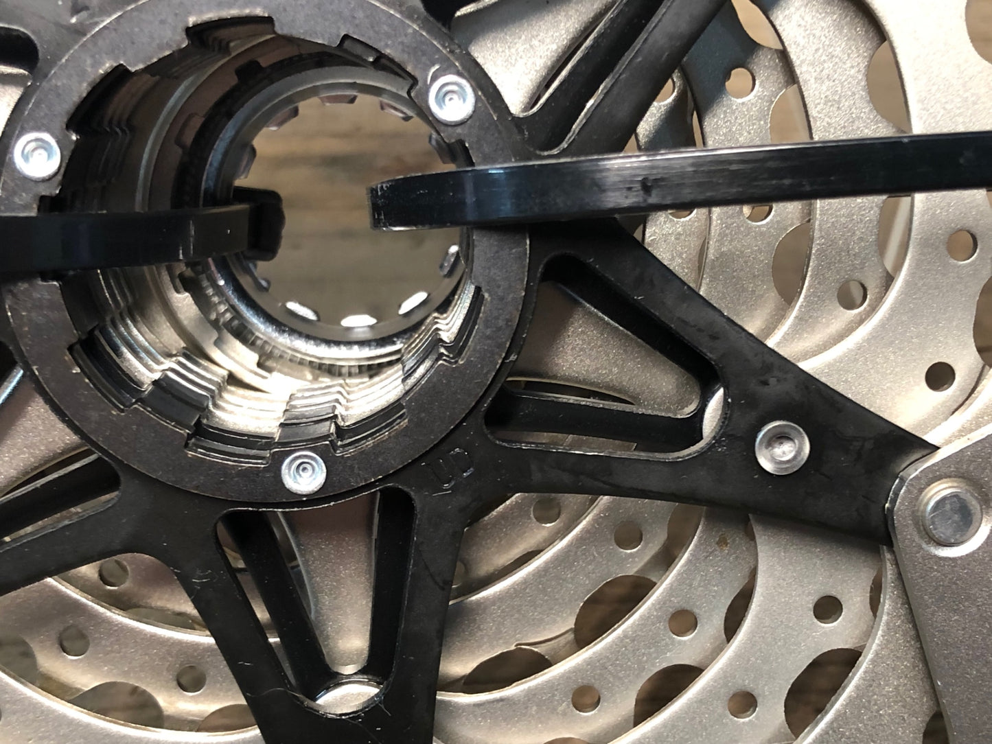 IY958 シマノ SHIMANO デオーレ DEORE CS-M4100 スプロケット 11-46T 10S