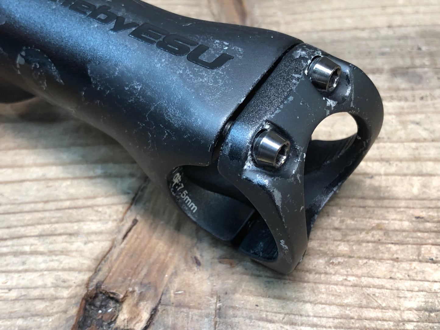 JA136 ワンバイエス OnebyESU アルミ ステム 90mm Φ31.8 OS 77° ※ボルト欠品