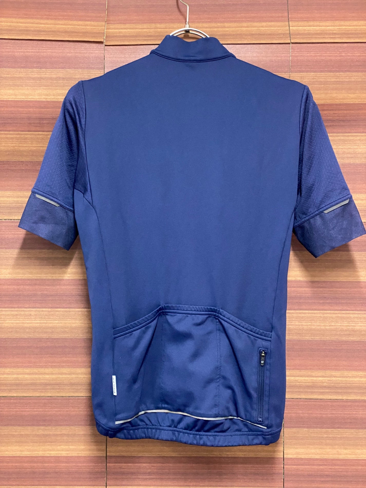 IV375 パールイズミ PEARL iZUMi 半袖 サイクルジャージ 紺 M