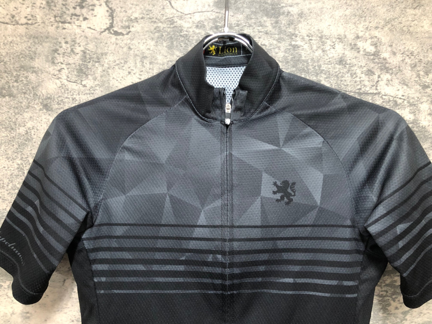 IZ772 リオンドカペルミュール Lion de KAPELMUUR 半袖 サイクルジャージ 黒 M