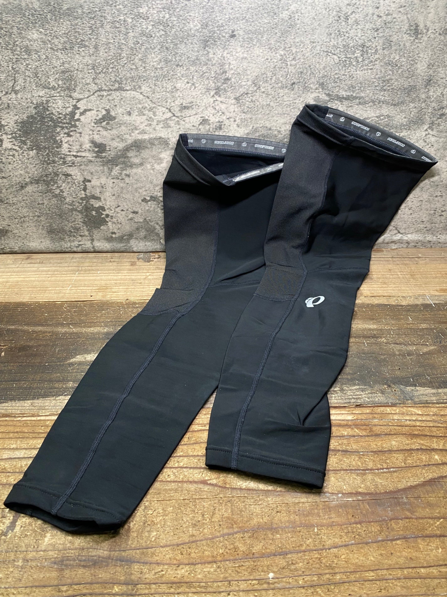 IS903 パールイズミ PEARL iZUMi レッグカバー 黒 L