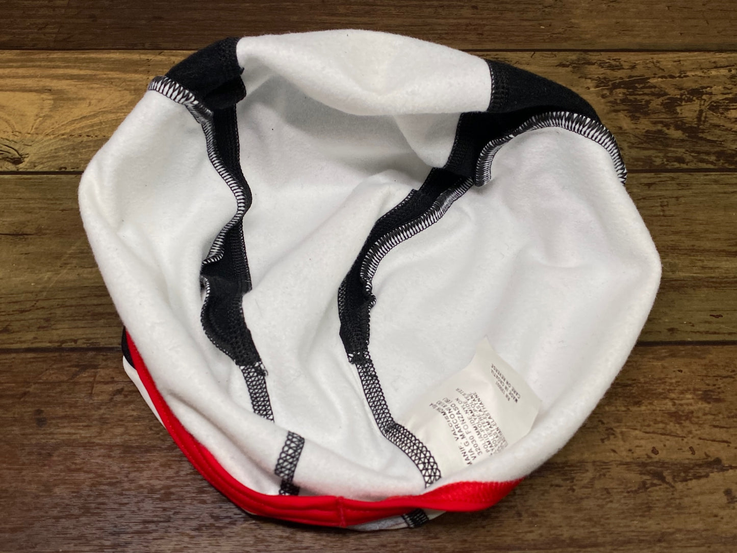 IY616 カステリ CASTELLI サイクルキャップ 白 黒 裏起毛