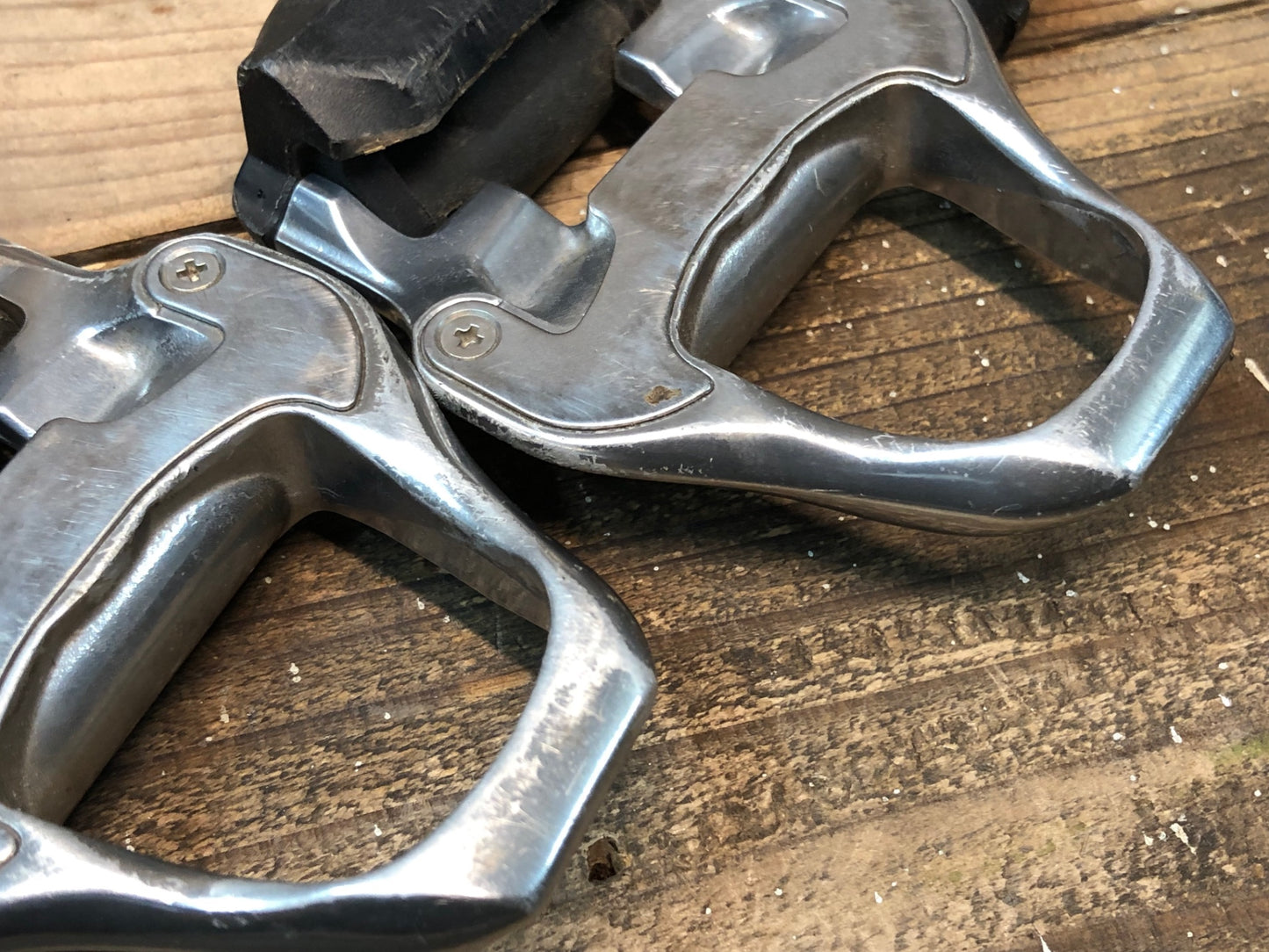 IR503 シマノ SHIMANO 105 PD-5700 ビンディングペダル SPD-SL