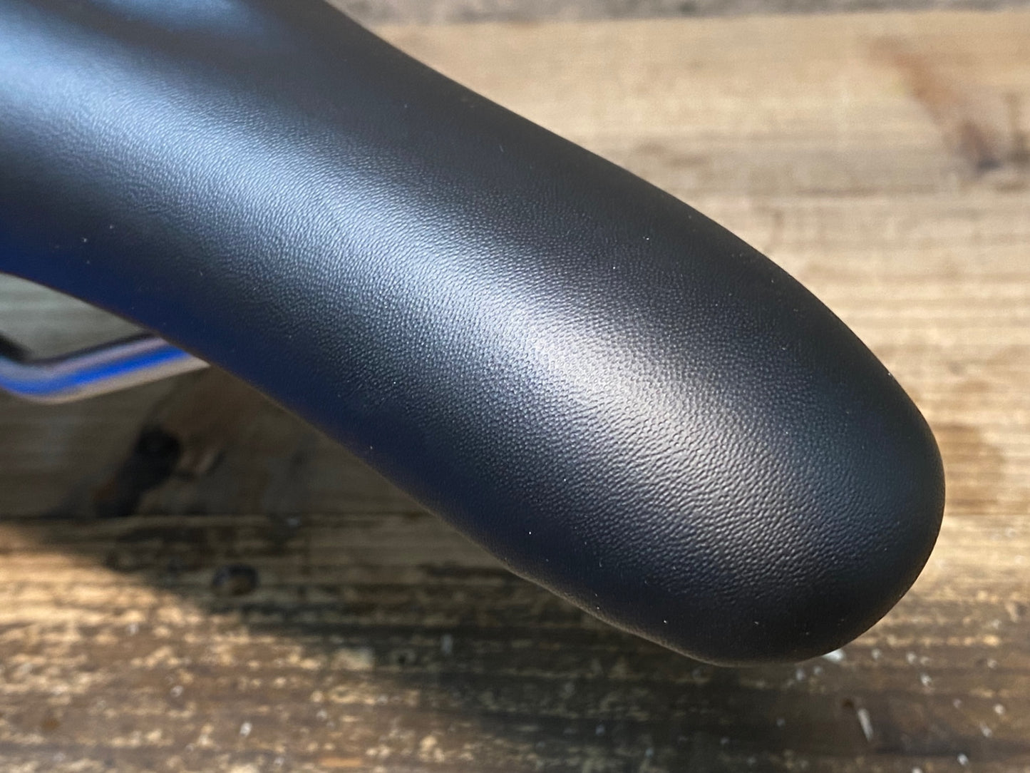 IW001 ジャイアント GIANT CONNECT COMFORT SADDLE サドル 黒 クロモリ