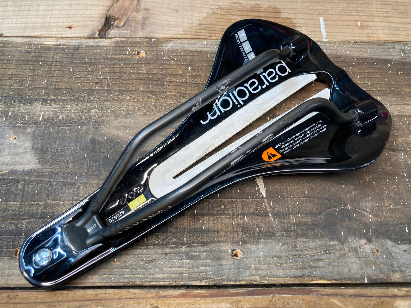 IN821 ボントレガー BONTRAGER PARADIGM XXX カーボンレール サドル 白 138mm