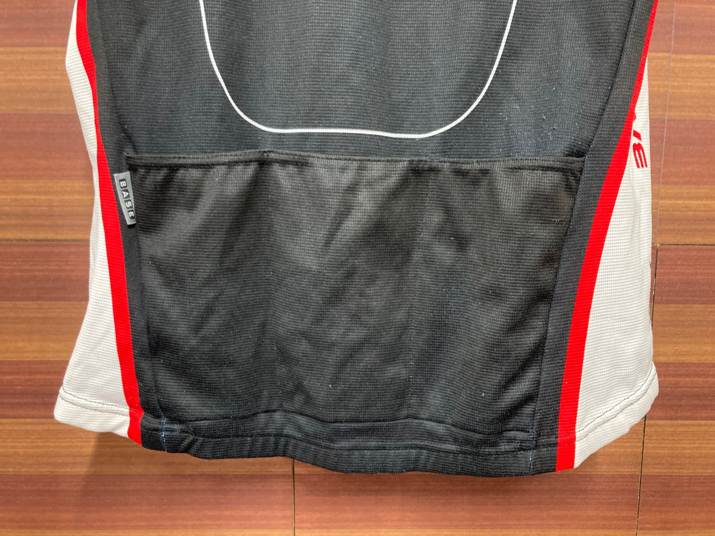 IO712 ナリーニ Nalini 半袖 サイクルジャージ 黒 白 グレー M ハーフジップ