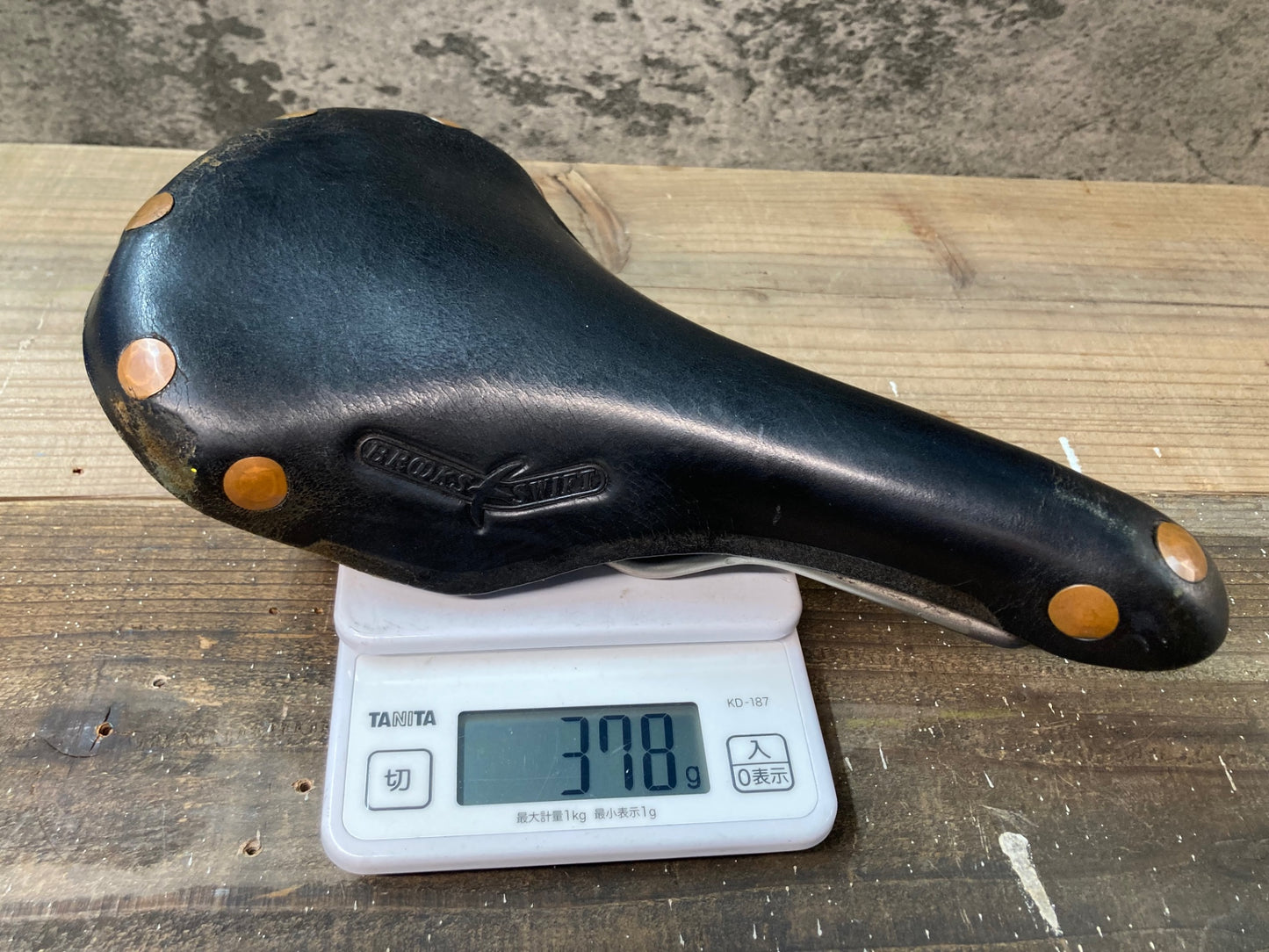 IN905 ブルックス BROOKS SWIFT サドル 黒 革