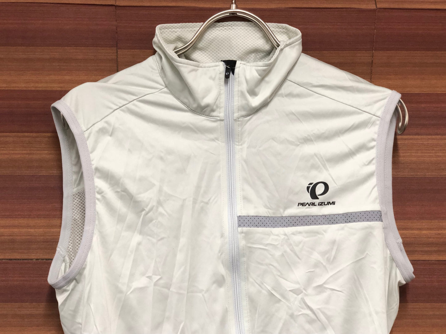 IQ693 パールイズミ PEARL iZUMi ジレ サイクルベスト 白 L