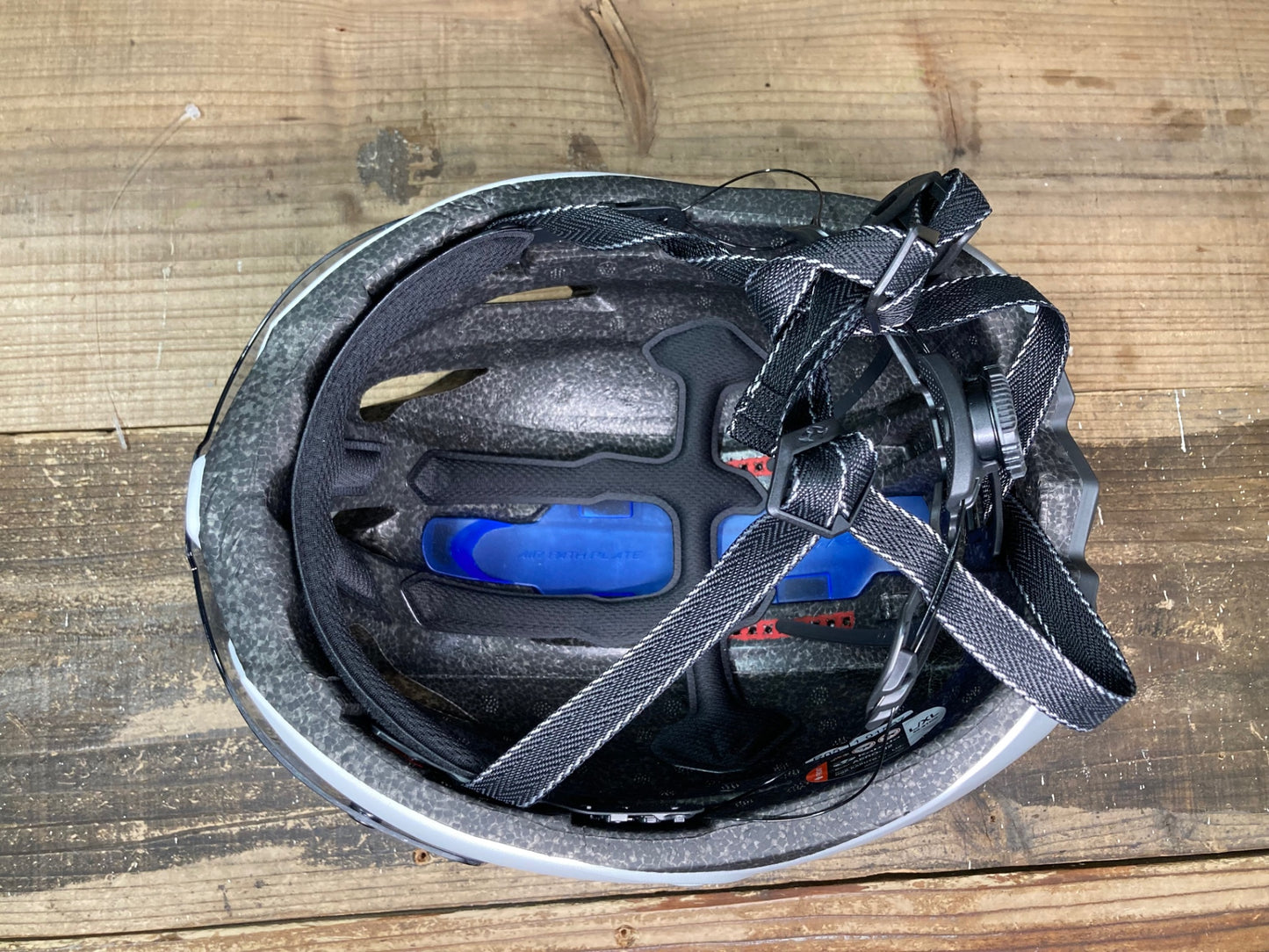 IY380 オージーケーカブト OGK kabuto AERO-R2 ヘルメット 白 R05/11製造 L/XL 美品