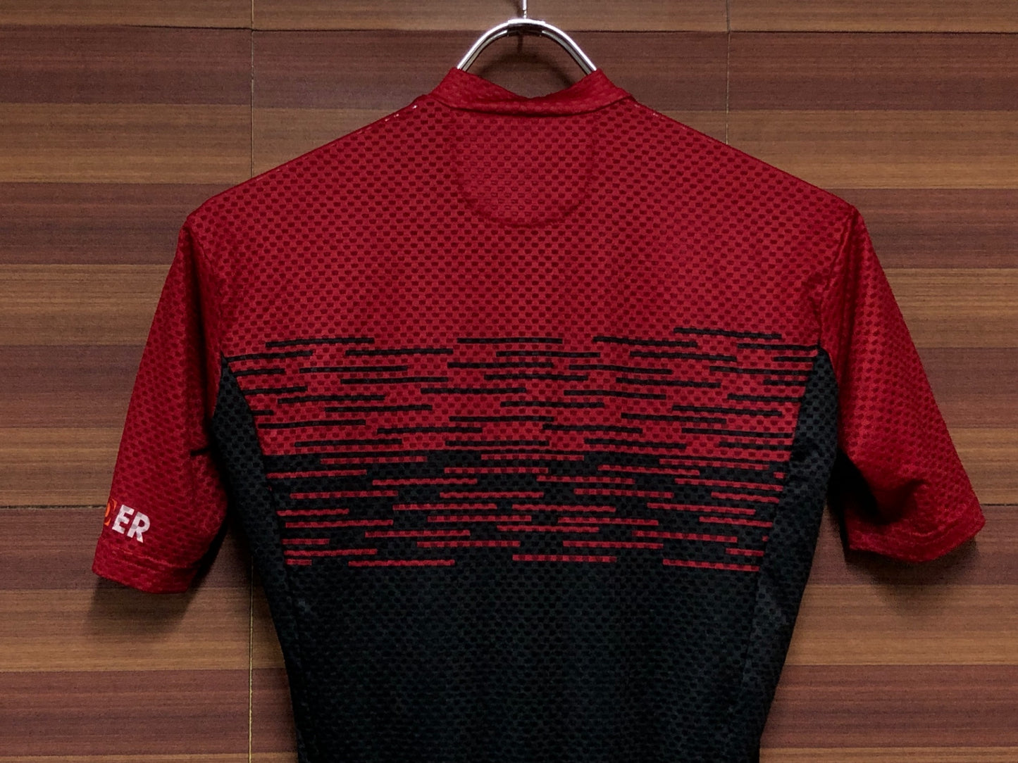 IO130 カステリ CASTELLI 半袖 サイクルジャージ 黒 赤 S