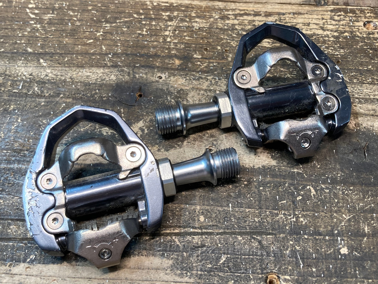 IS382 シマノ SHIMANO PD-ES600 ビンディングペダル SPD シルバー