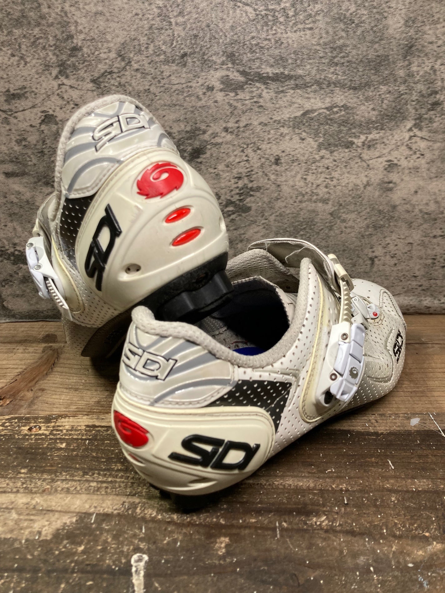 IV306 シディ SIDI ワイヤーカーボン WIRE CARBON 44