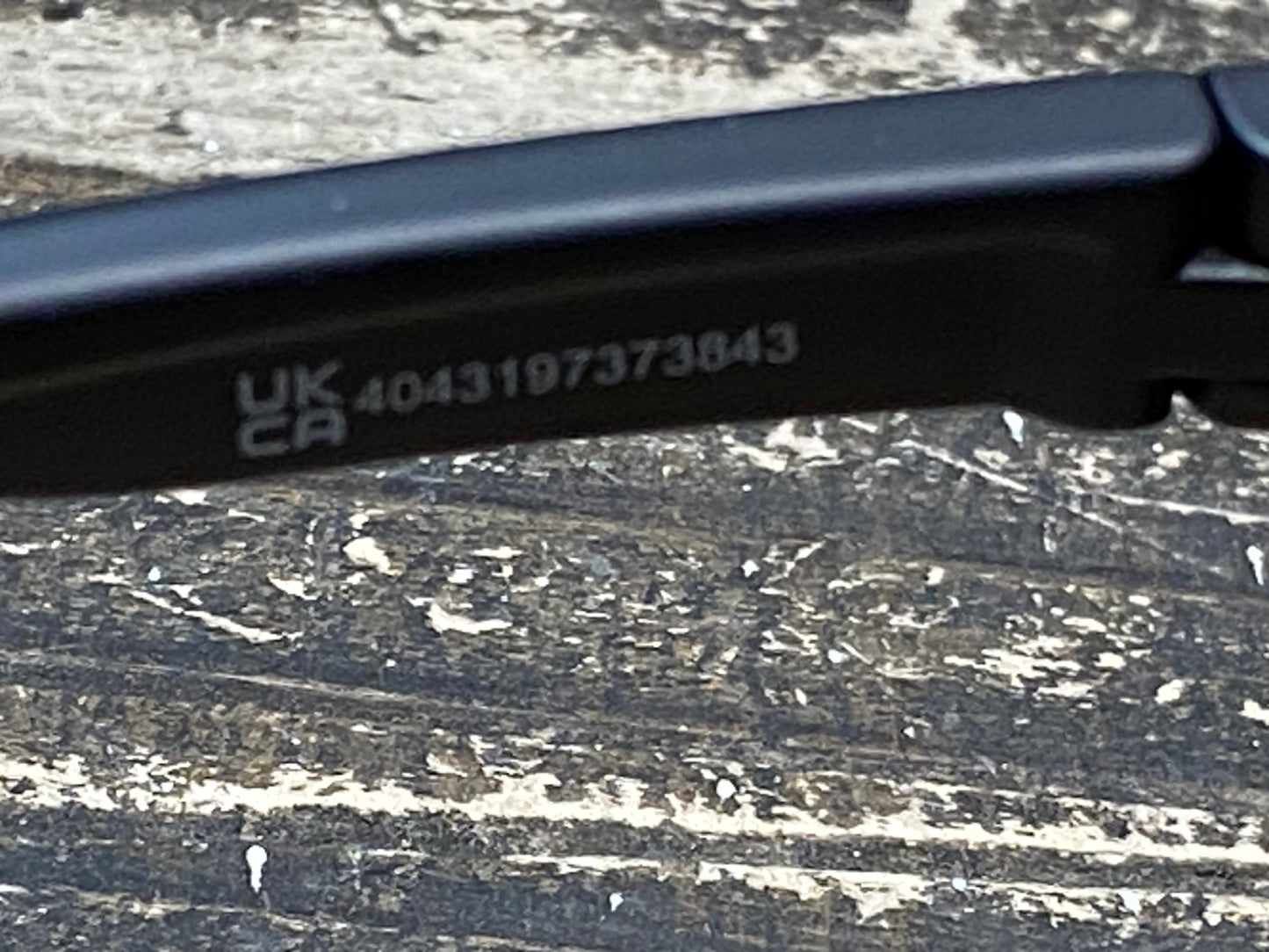 IY375 ウベックス UVEX サングラス アイウェア 黒